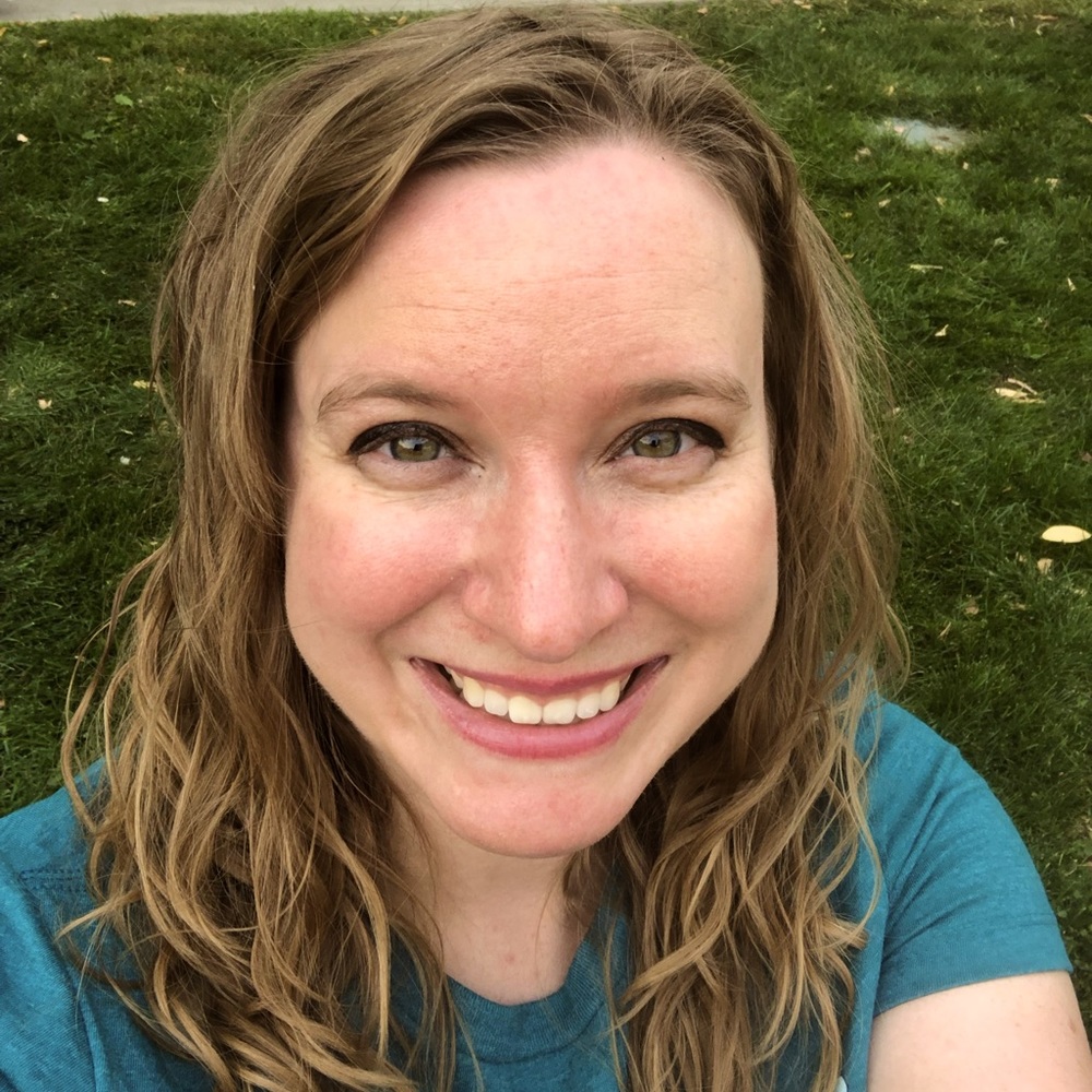 Meet your posher, Kelly